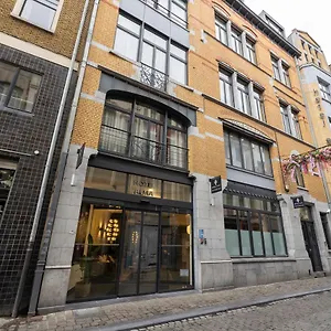 3* מלון Alma Grand Place